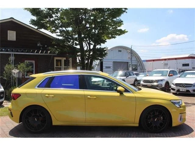 Audi AUDI A3 SPORTBACK 30　TFSI photo 2