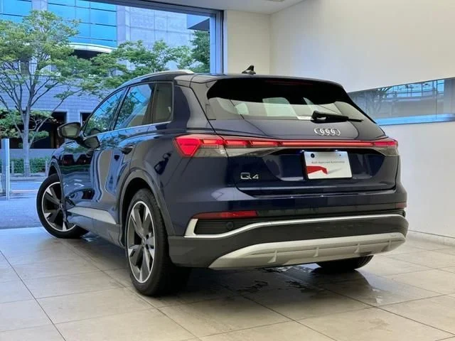 Audi AUDI Q4 e-tron 40　Sライン photo 3