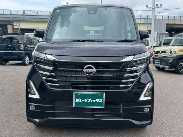 Nissan ROOX ハイウェイスターX photo 4