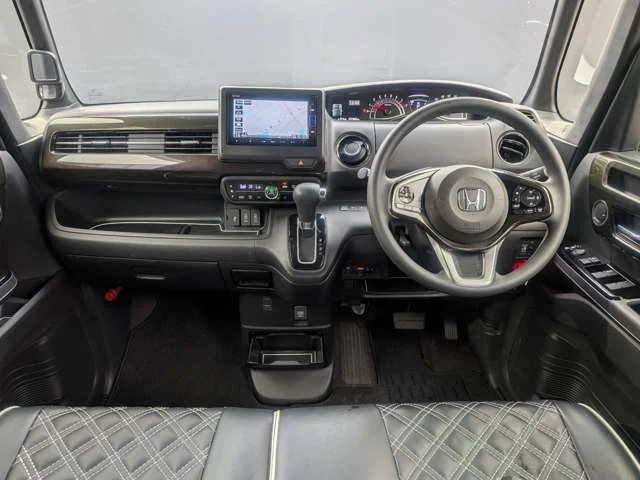 Honda N BOX CUSTOM GスロープLホンダセンシング photo 3