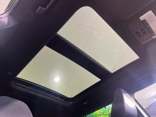 Mitsubishi OUTLANDER PHEV P photo 3