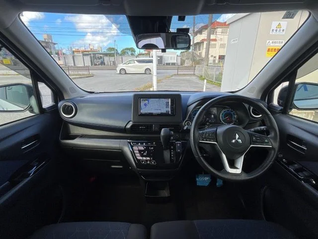 Mitsubishi ek X G photo 2