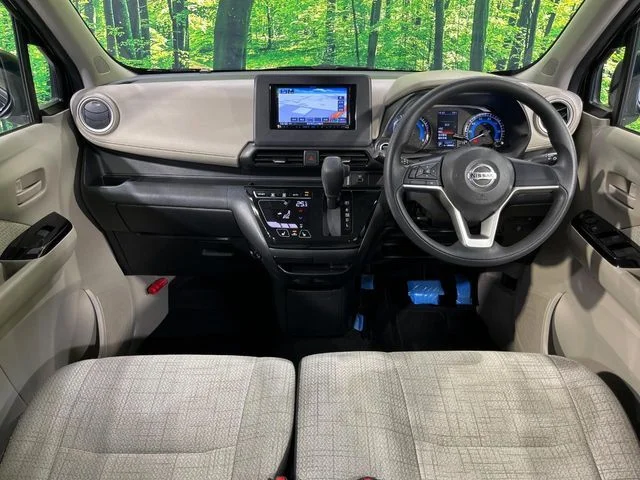 Nissan DAYZ 4WD X photo 2