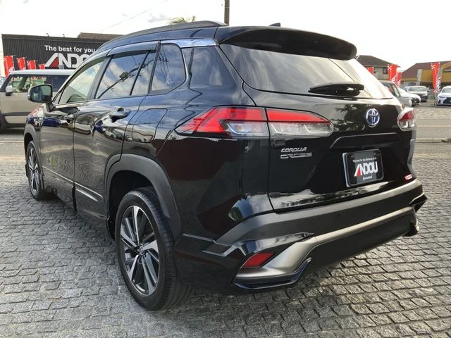 Toyota COROLLA CROSS HYBRID Z photo 3