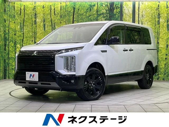 Mitsubishi DELICA D:5 4WD シャモニー 2025