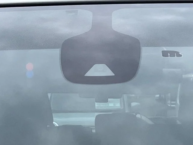 Nissan SERENA S-HYBRID ハイウェイスター　V photo 3