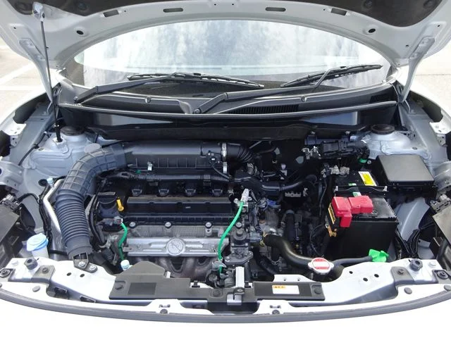 Suzuki SWIFT 4WD XG　リミテッド photo 4