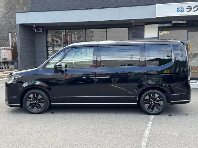 Honda STEPWAGON e:HEV SPADA ベースグレード photo 2