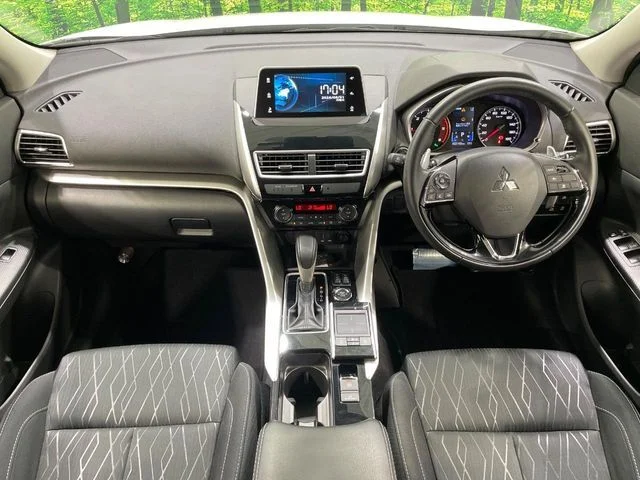 Mitsubishi ECLIPSE CROSS 4WD G　プラスパッケージ photo 4