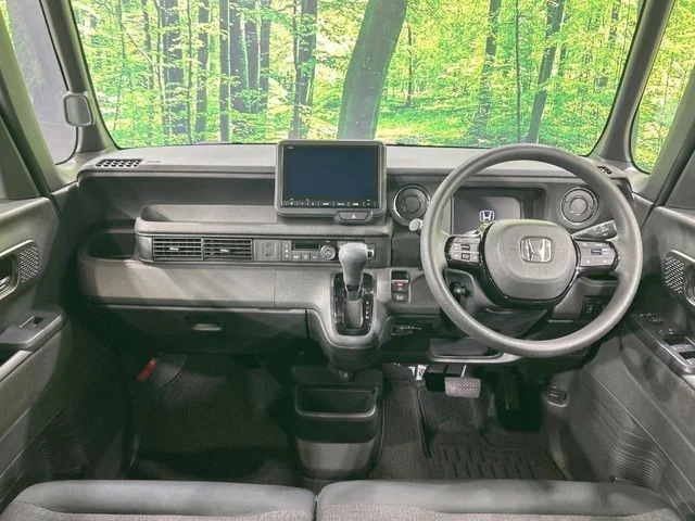 Honda N BOX CUSTOM ベースグレード photo 2