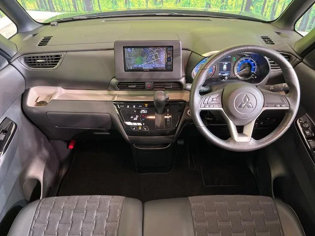 Mitsubishi DELICA MINI G photo 2