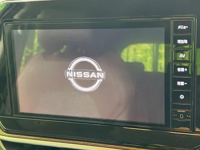 Nissan AURA G photo 3