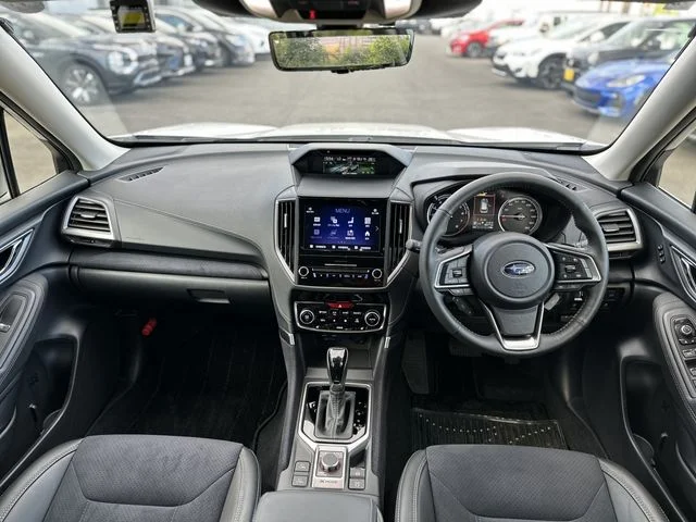 Subaru FORESTER スポーツ photo 2