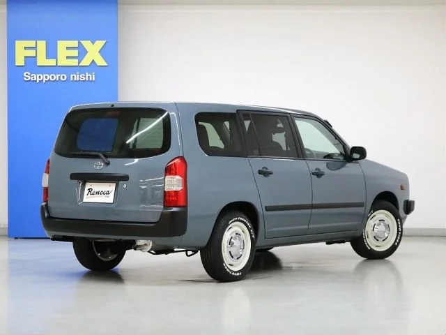 Toyota PROBOX van 4WD GL photo 3