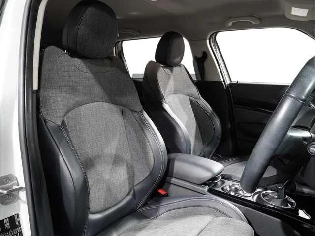 Bmw MINI COOPER D CLUBMAN ベースグレード photo 4