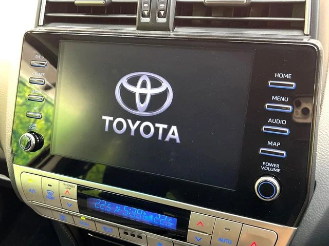 Toyota LANDCRUISER PRADO TX　Lパッケージ　ブラックエディション photo 3