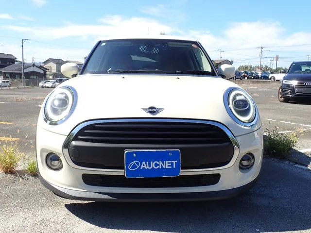 Bmw MINI ONE 5DOOR ベースグレード photo 4