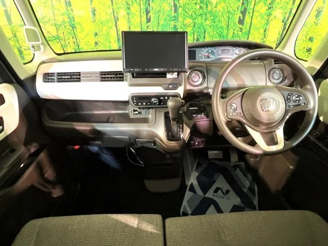 Honda N BOX L photo 2