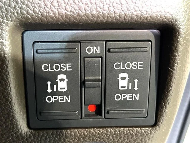 Honda N BOX L photo 3