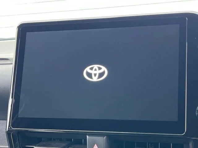Toyota NOAH HYBRID S−Z photo 3
