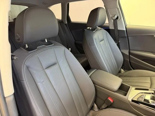 Audi AUDI A4 ALL ROAD QUATTRO ベースグレード photo 4