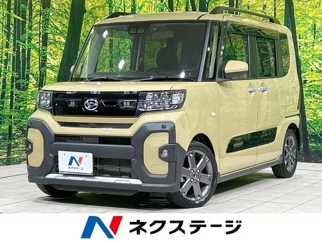 Daihatsu TANTO FAN CROSS ターボ 2022