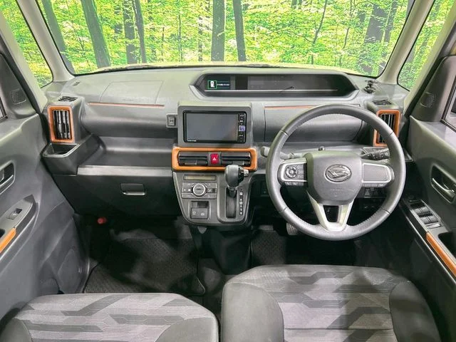 Daihatsu TANTO FAN CROSS ターボ photo 2