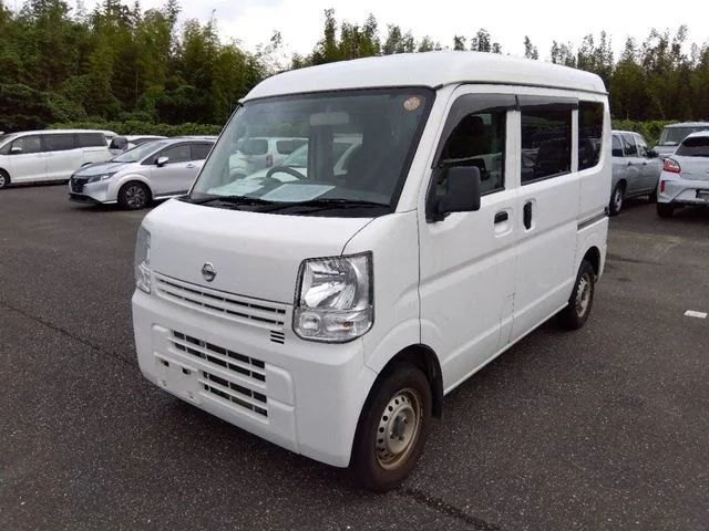 Nissan NV100 CLIPPER DX　GLパッケージ　HR 2019