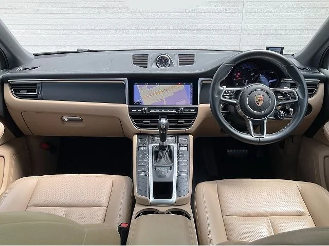 Porsche PORSCHE Macan ベースグレード photo 3