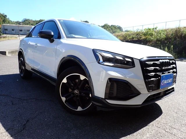 Audi AUDI Q2 ブラック　スタイル　プラス 2023