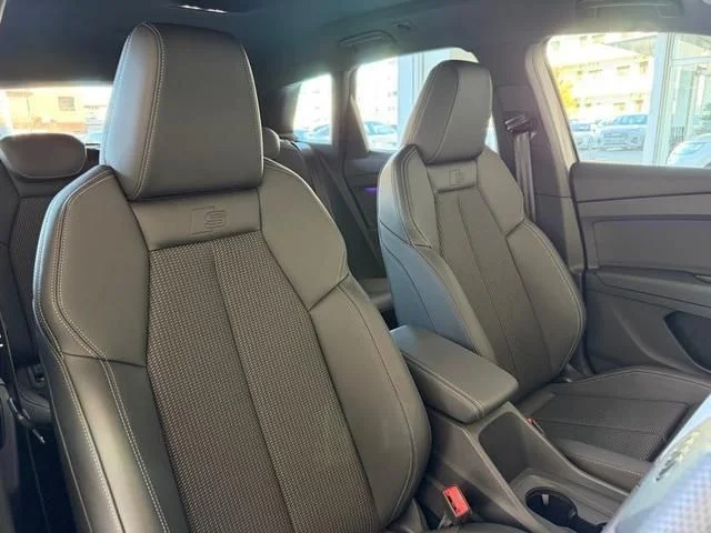 Audi AUDI Q4 e-tron 45　Sライン photo 4