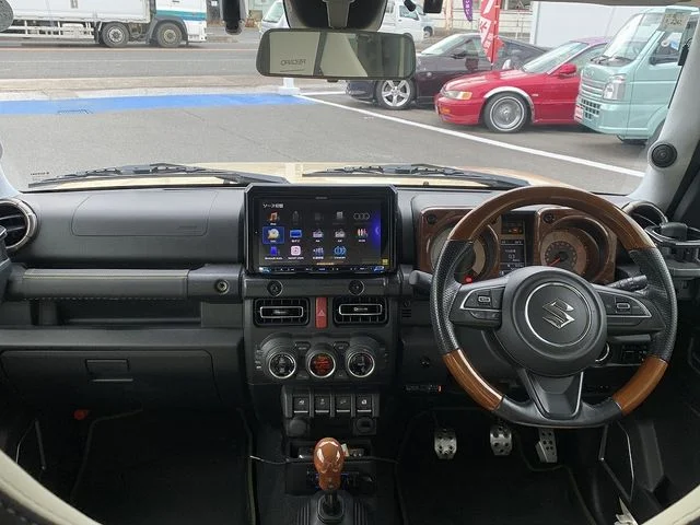 Suzuki JIMNY SIERRA JC photo 3