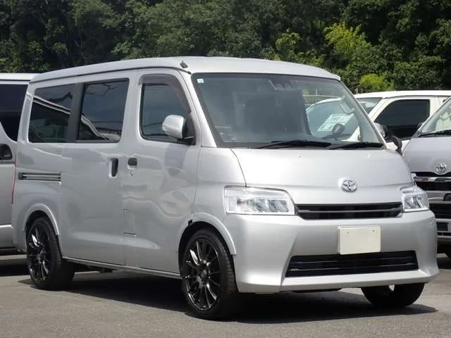 Toyota TOWNACE van 2WD GL　スマートアシスト　ローダウン photo 3