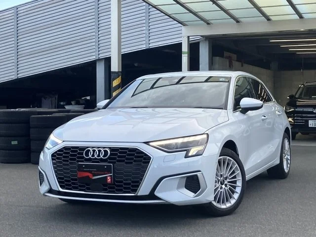 Audi AUDI A3 SPORTBACK 30　TFSI　アドバンスド 2024