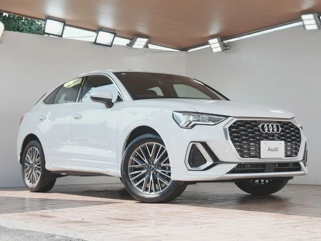 Audi AUDI Q3 SPORTBACK 35　TFSI　Sライン 2025
