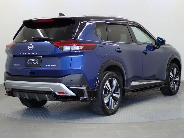 Nissan X-TRAIL HYBRID 4WD G　e−4ORCE photo 4