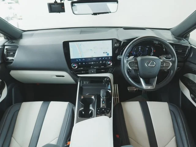 Toyota LEXUS NX350h Fスポーツ photo 2