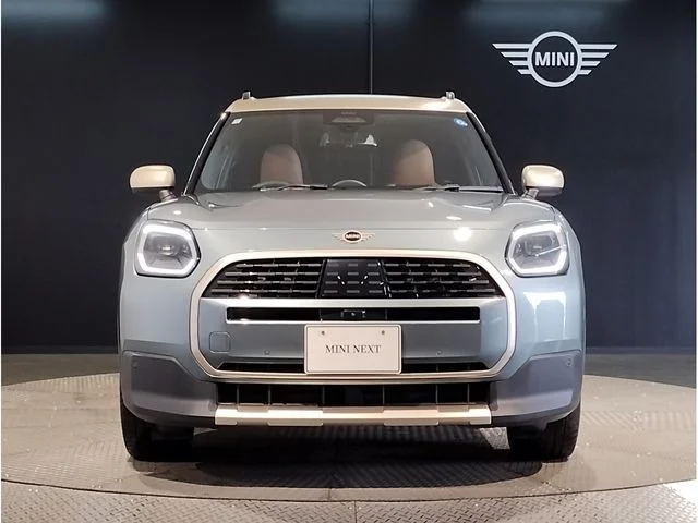 Bmw MINI COUNTRYMAN D photo 2