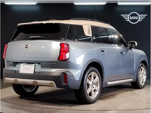 Bmw MINI COUNTRYMAN D photo 4