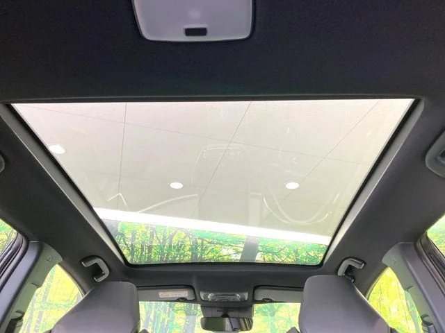 Toyota COROLLA CROSS HYBRID Z photo 3
