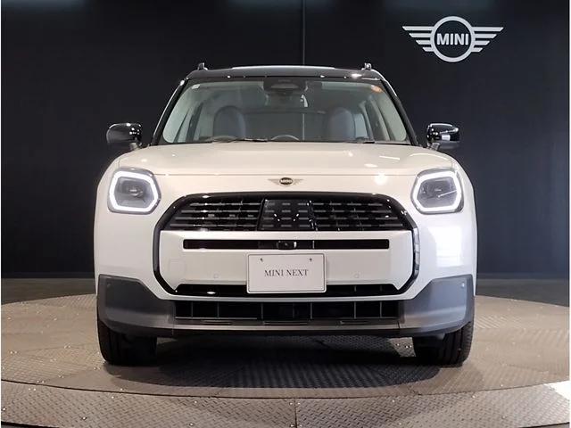 Bmw MINI COUNTRYMAN D photo 2