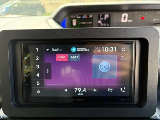 Daihatsu TANTO CUSTOM X photo 2