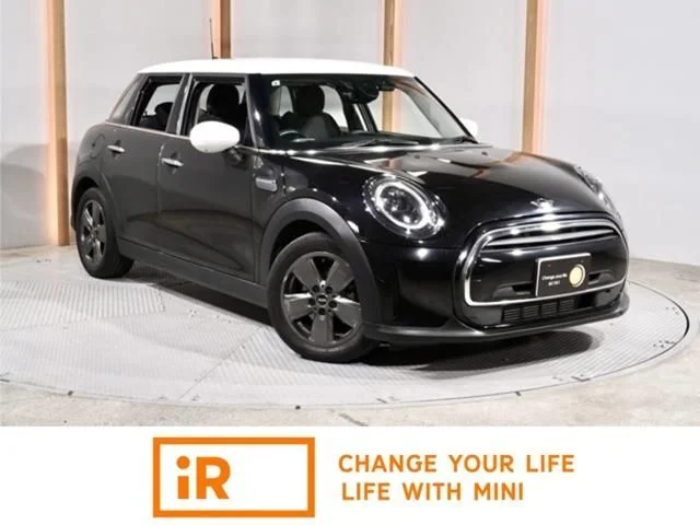Bmw MINI COOPER D 5DOOR ベースグレード 2021