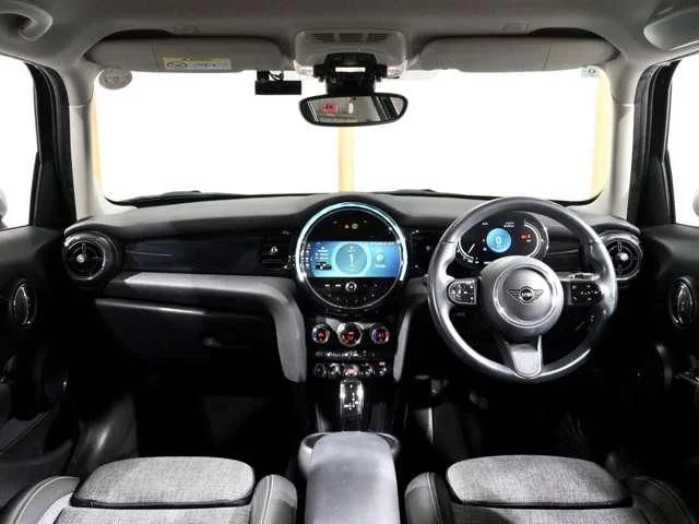 Bmw MINI COOPER D 5DOOR ベースグレード photo 3