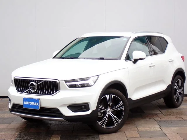 Volvo VOLVO XC40 B4　AWD　インスクリプション 2022