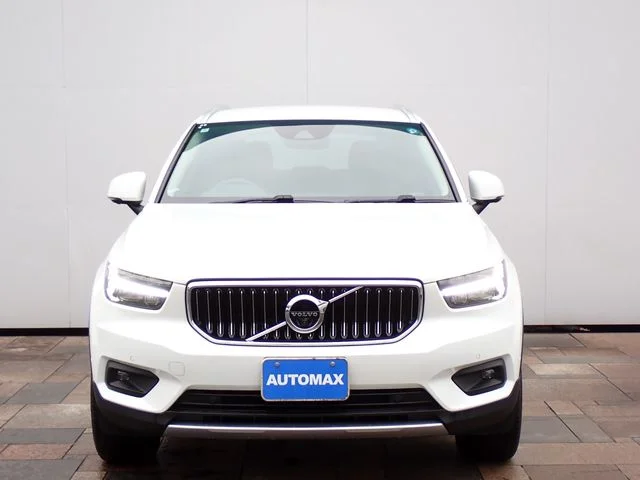 Volvo VOLVO XC40 B4　AWD　インスクリプション photo 4