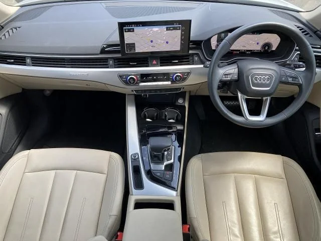 Audi AUDI A4 AVANT 40　TDI　クワトロ　アドバンスト photo 2