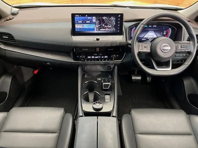 Nissan X-TRAIL HYBRID 4WD G　e−4ORCE photo 2