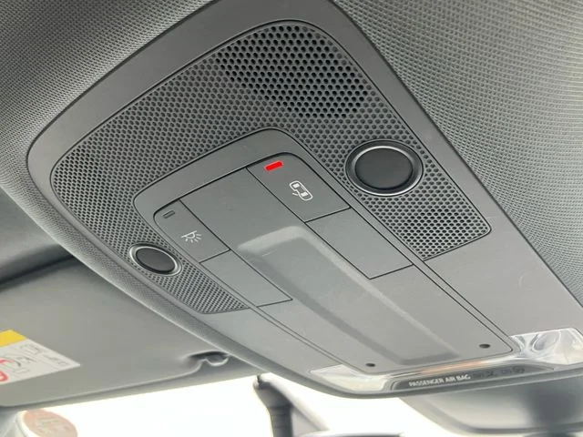 Audi AUDI A3 SPORTBACK 30　TFSI photo 2
