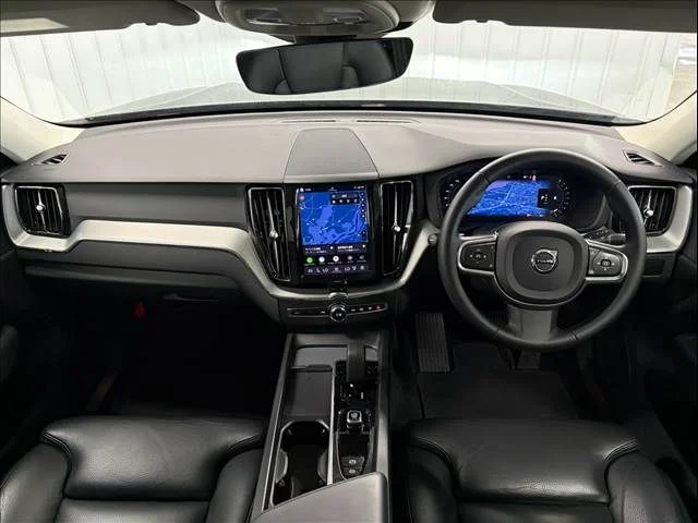 Volvo VOLVO XC60 プラス　B5 photo 2